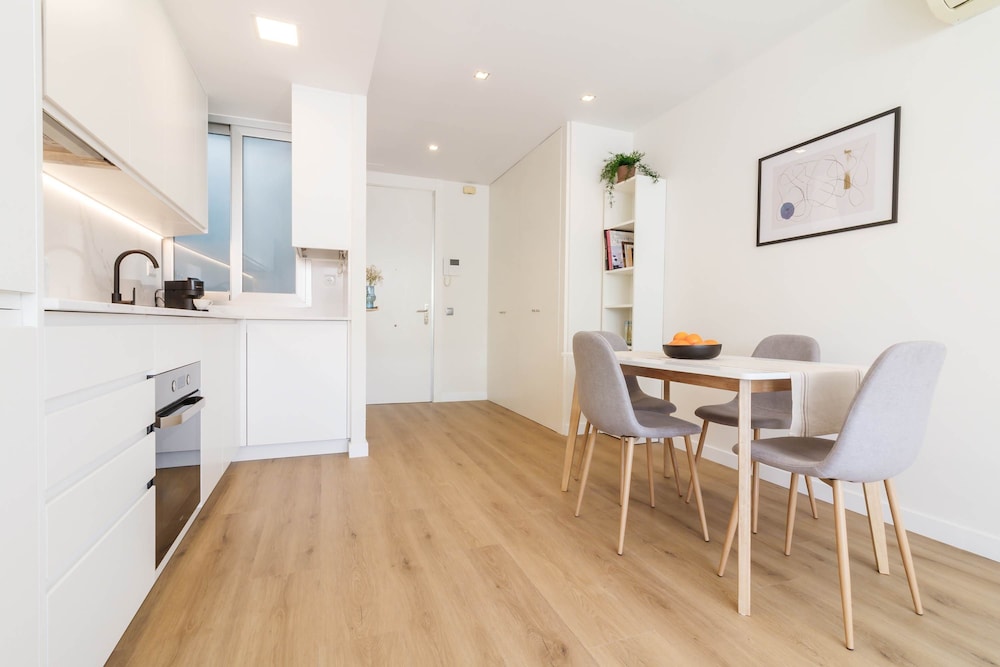w Remarkable 1BR With Lovely Decor in Justicia