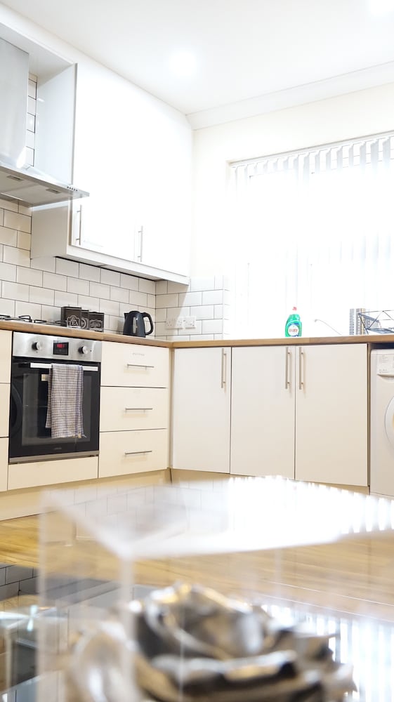 Heathrow Ensuites Rooms