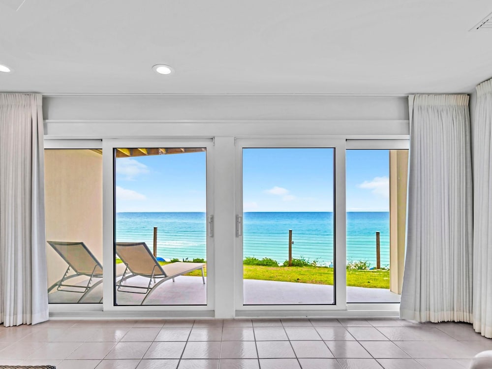 Blue Mountain Beach Villas 5B