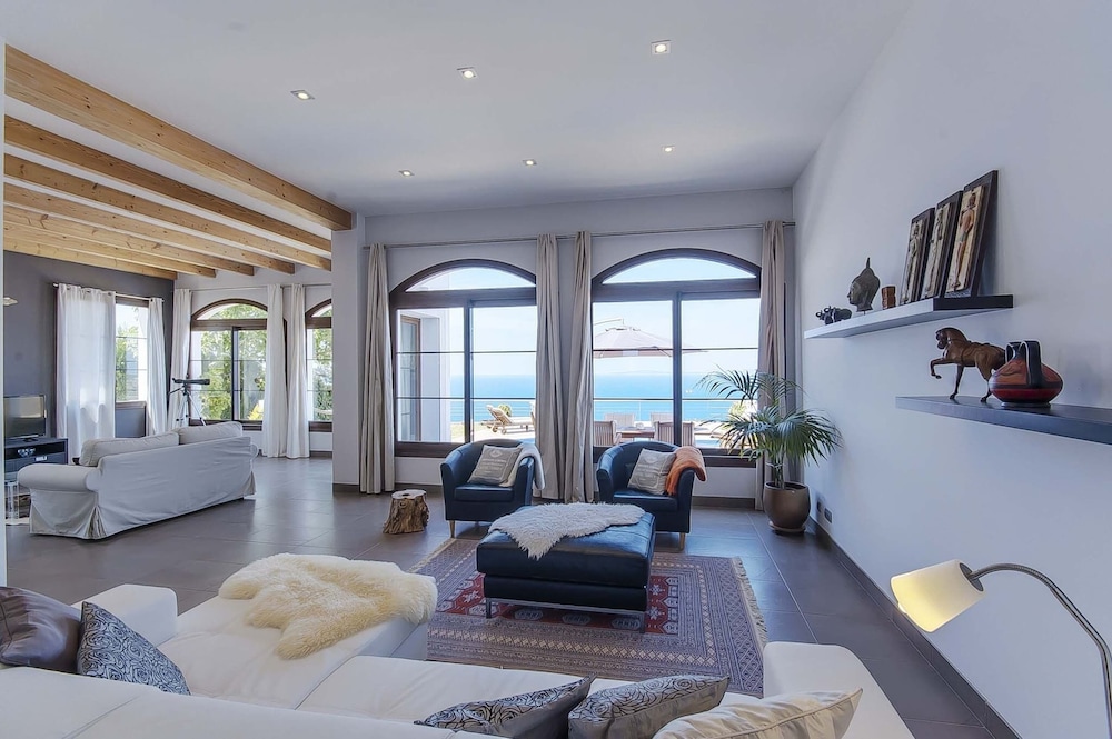 Villa With sea View and Private Pool photo 3