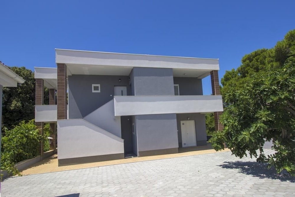 Mila - 100m From the sea - A3 view 3