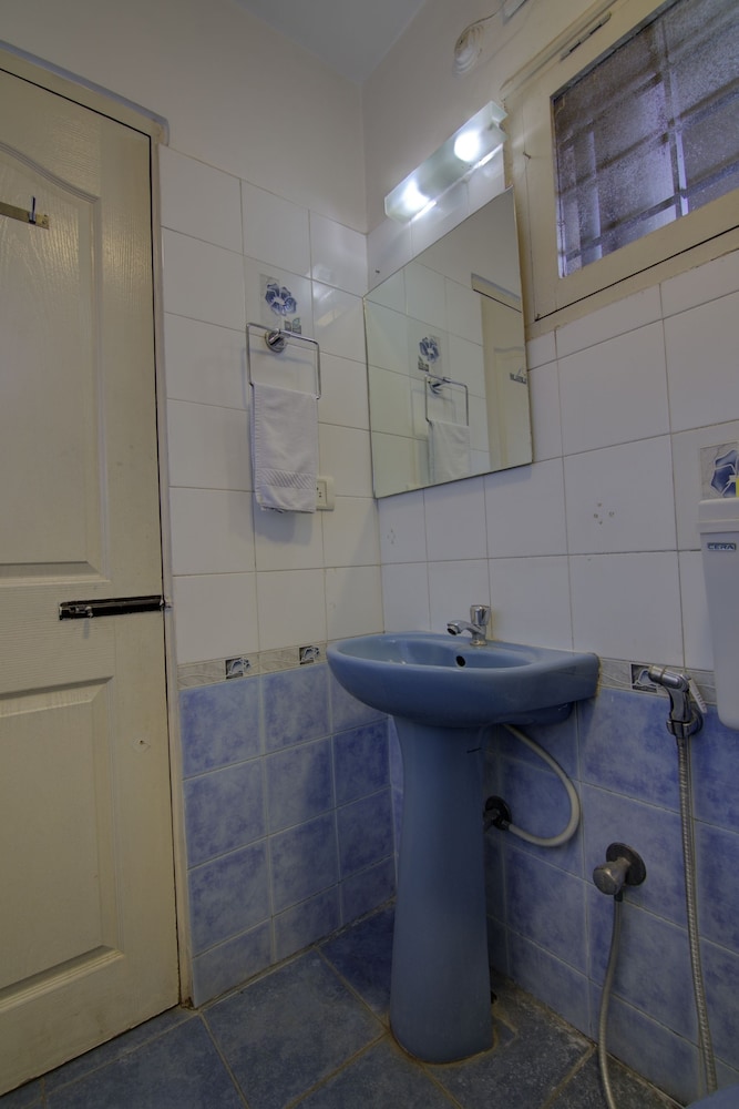 Royal Suites Hotel Apartment