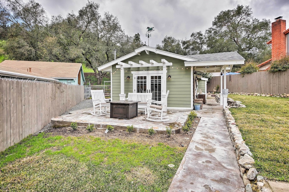 Pet-friendly Trabuco Canyon Cottage w/ Yard! view 4