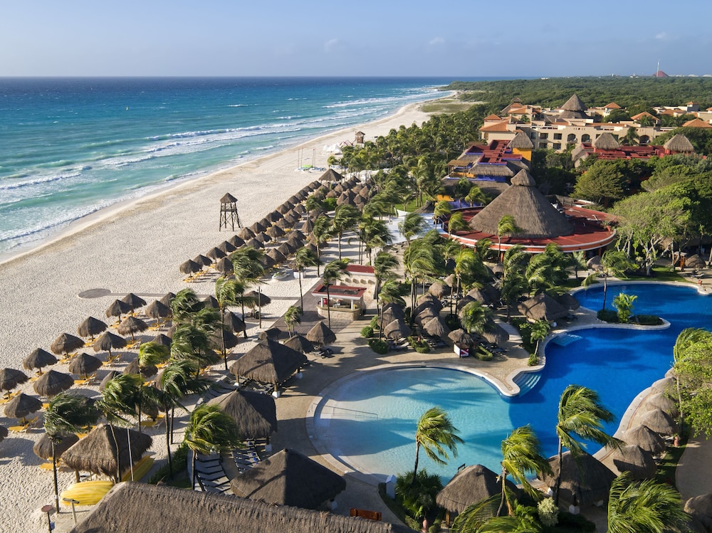 Cancun Vacations - Iberostar Waves Tucan - All Inclusive - Property Image 1