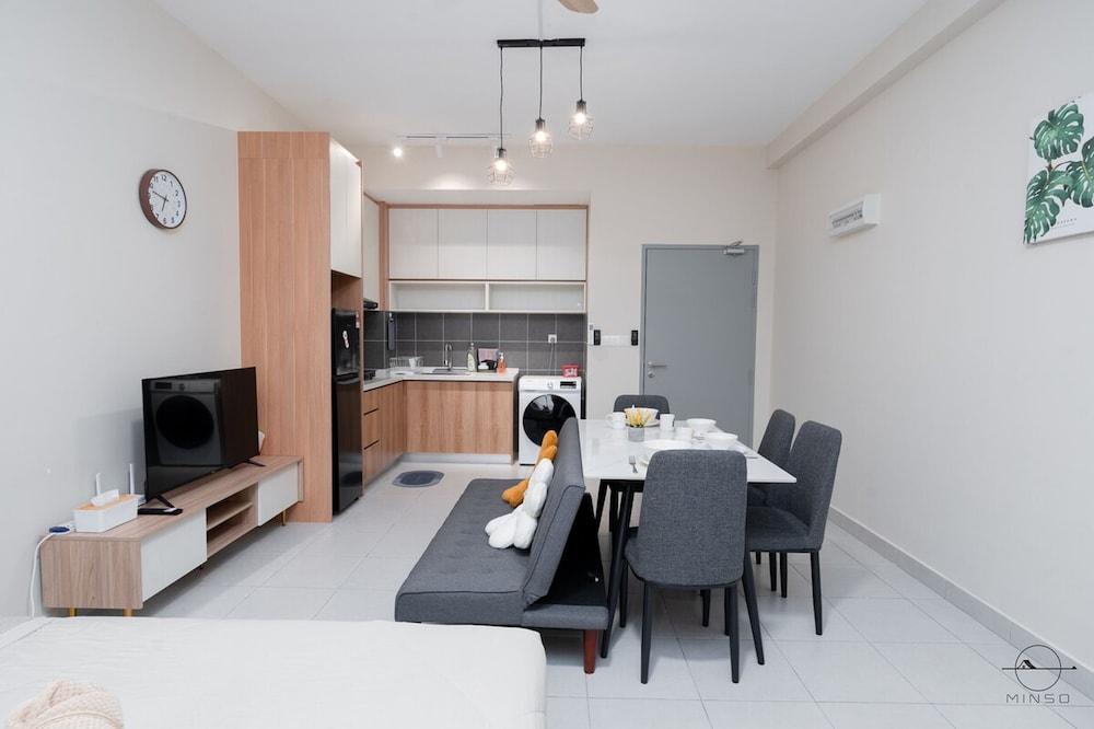 Netizen Cheras Residence by Emily in Town