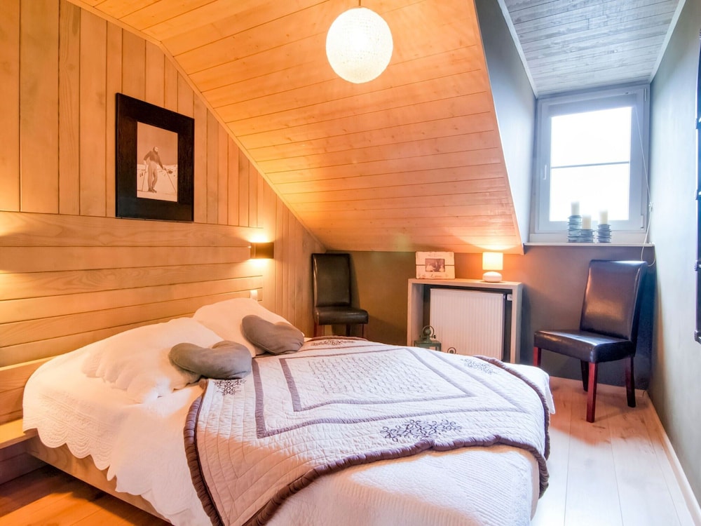 Great Holiday Home in Bastogne With Sauna