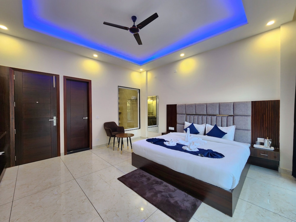 Raina's BnB