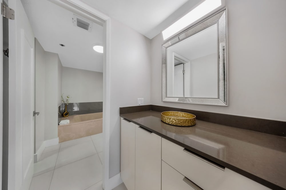 Sun Style Space 3BR Grand