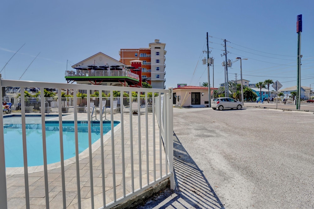 Madeira Bay Resort I 1502