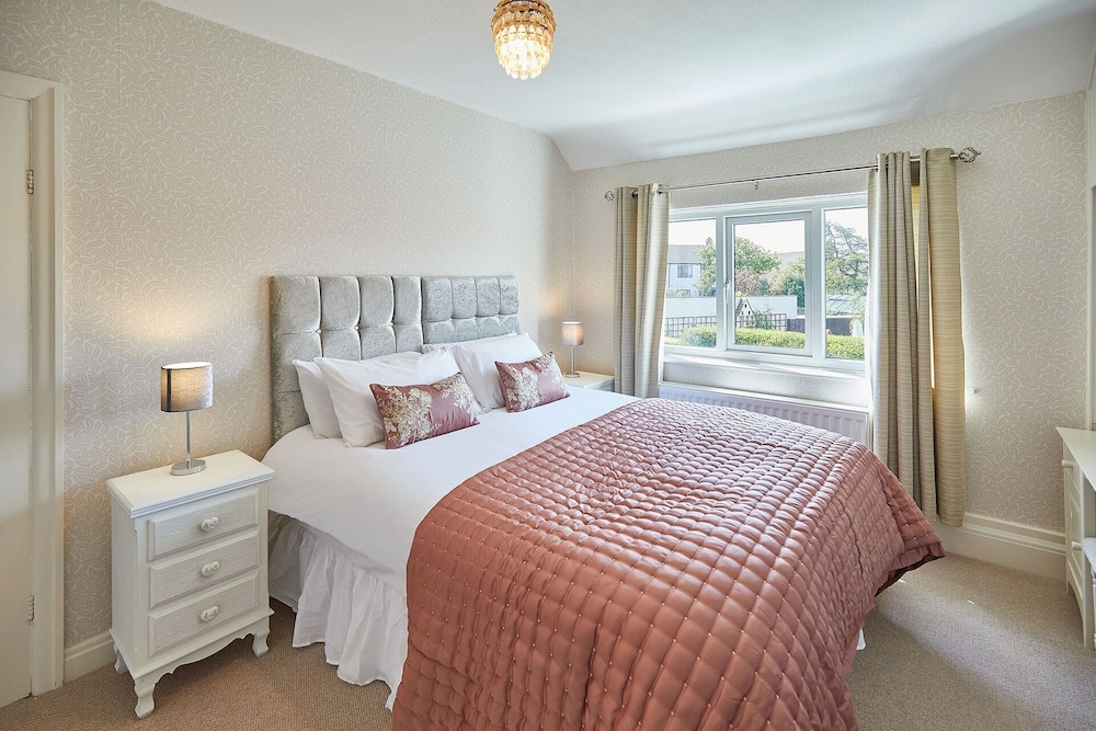 Host Stay The Moorings view 3