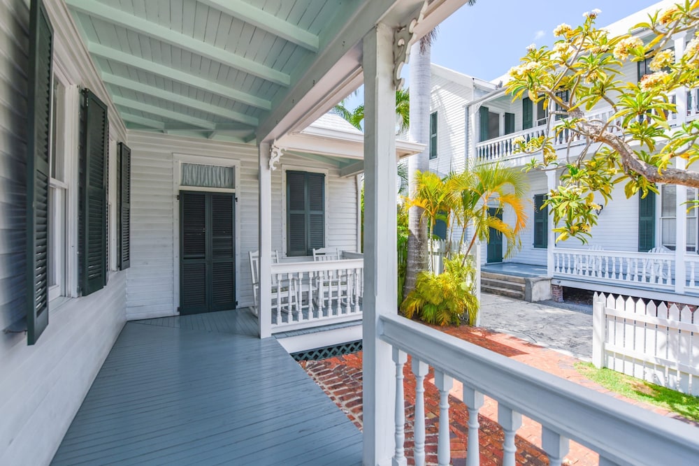 NEW The Delaney House - Private Pool Remodeled view 3