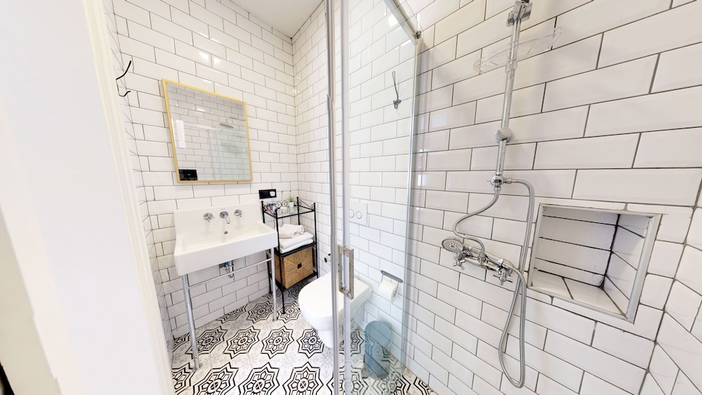 Sanatlar Oteli Galata - Image 22