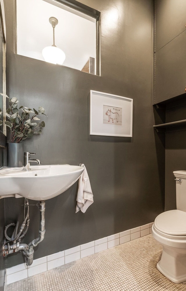 Adelphi I 3BR Ft Greene w Backyard Patio Porch