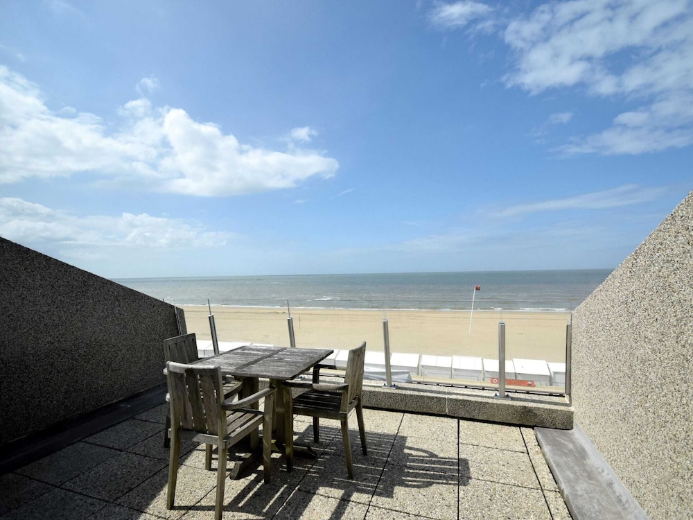 Studio in De Haan With Sea View
