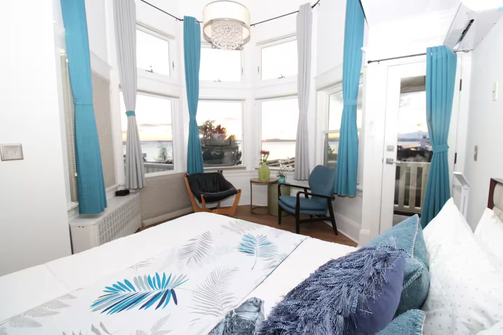 Highland Haven Water view Stay