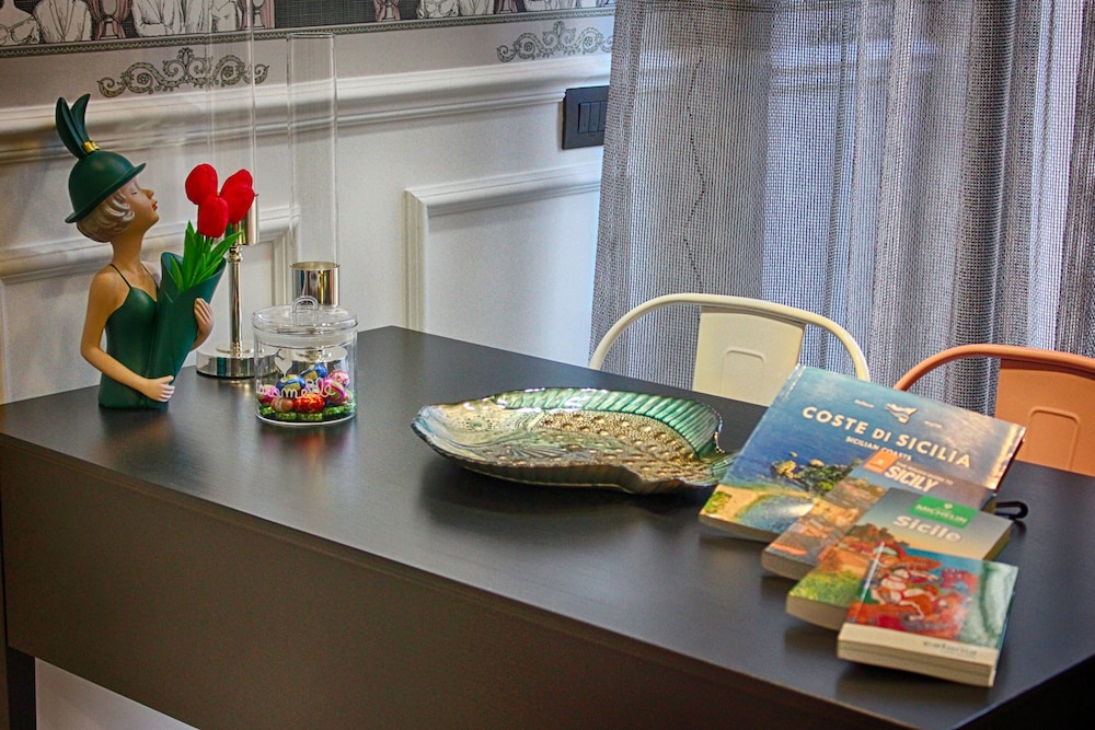 Roby's boutique rooms