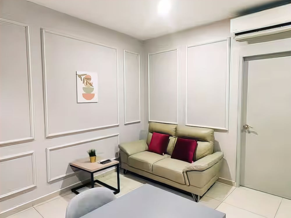 I-City Holiday KL Suites