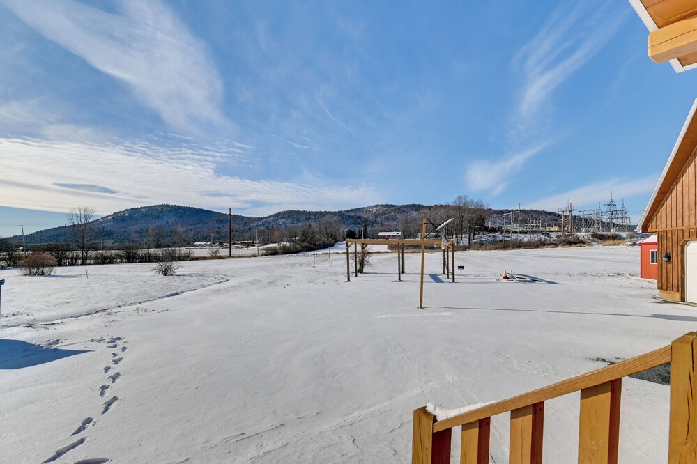 Steps From Lake George! 8-acre Home w/ Dock Access