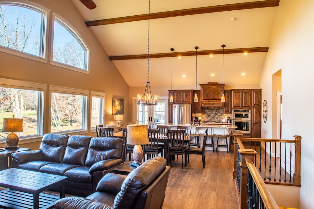 Grand View Lodge
