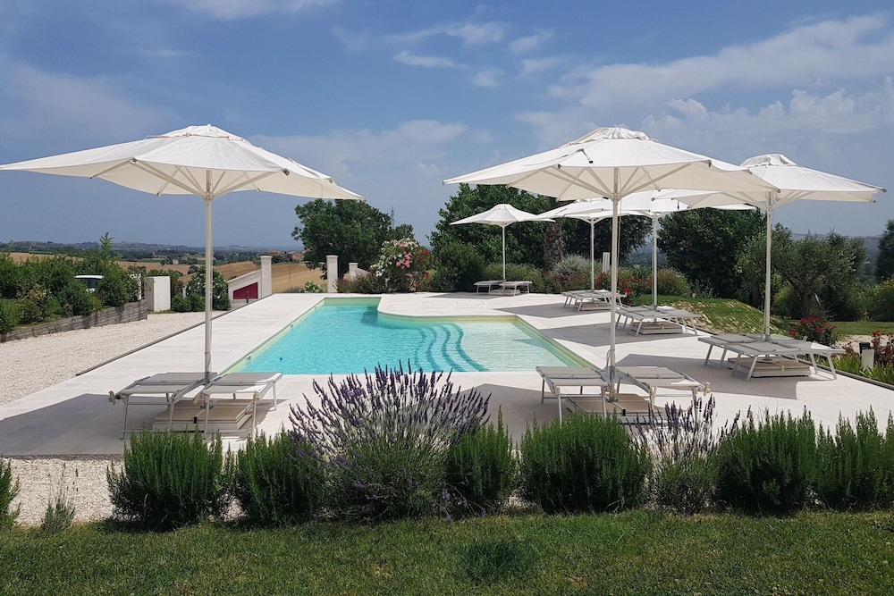 Manor in Marche With Pool & Near Adriatic Beaches