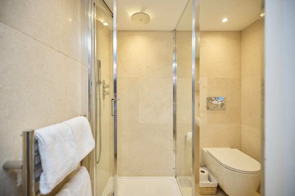 The Belsize Park Place - Charming 6bdr Home With Garden