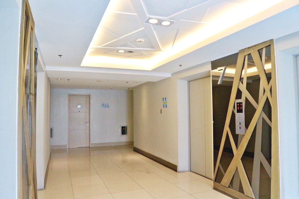 CondoDeal at Sea Residences