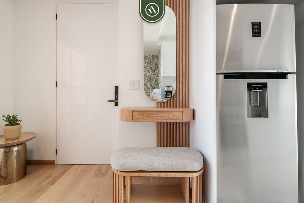 New 1BR Condo in Front of Cibeles - Roma - Condesa