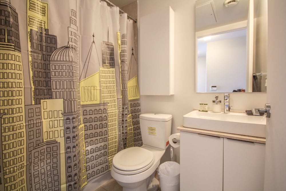 Sarkar Suites - Entertainment District
