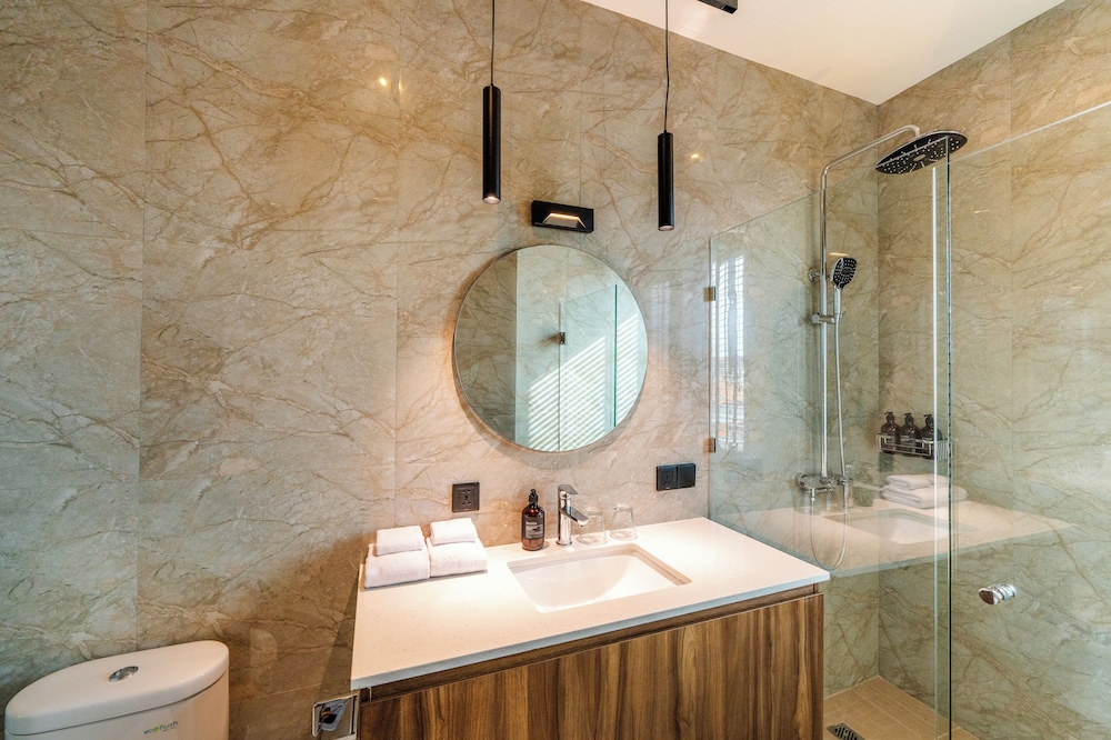 Avanya Apartments by Pertama Management