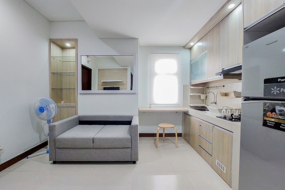 Elegant and Comfort 2BR Apartment at Springwood Residence Tangerang