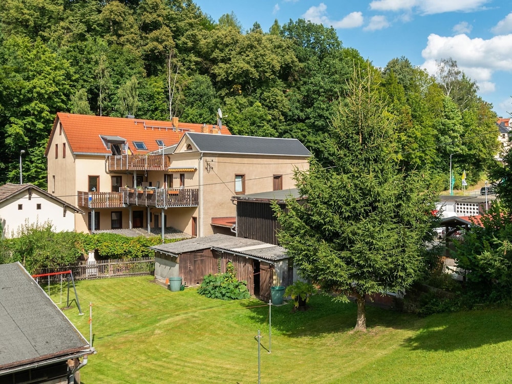 Modern Apartment in Sebnitz With a Terrace in Sebnitz