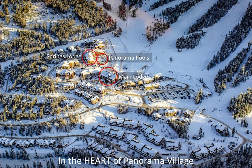 PENTHOUSE in the HEART of Panorama Village | TRUE Ski In/Out | Pools & Hot Tubs - Image 4