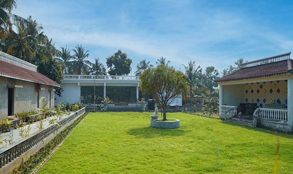 FabHotel Prime Indeedcare