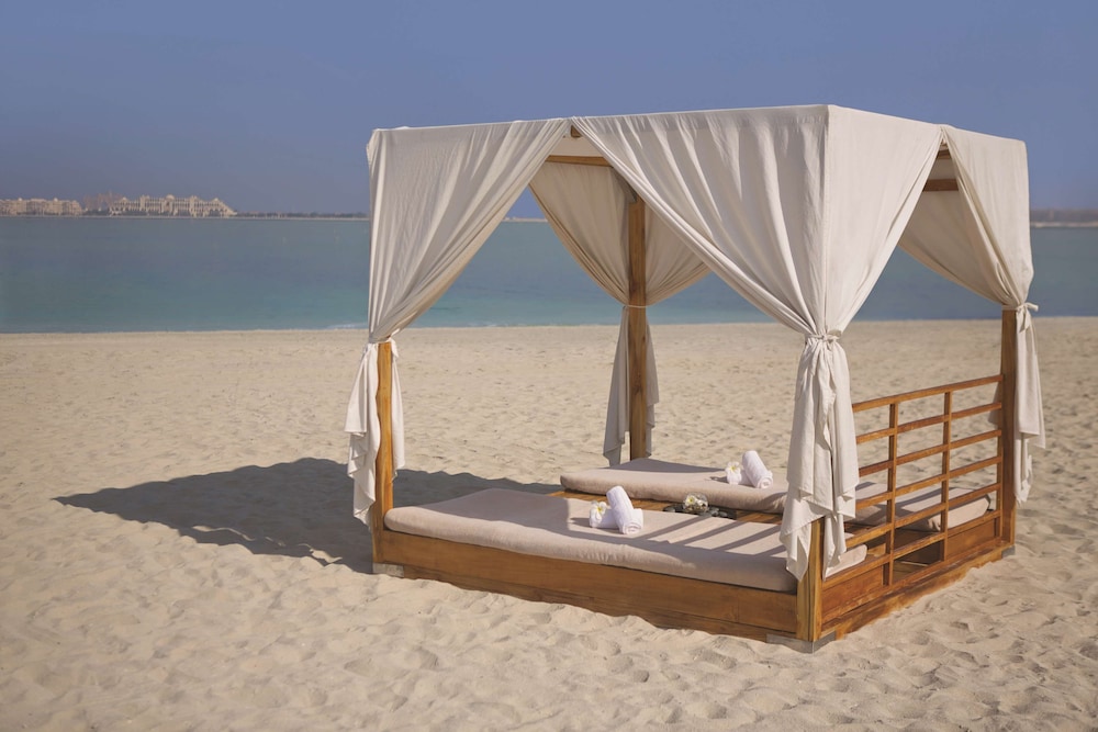 DoubleTree by Hilton Dubai - Jumeirah Beach