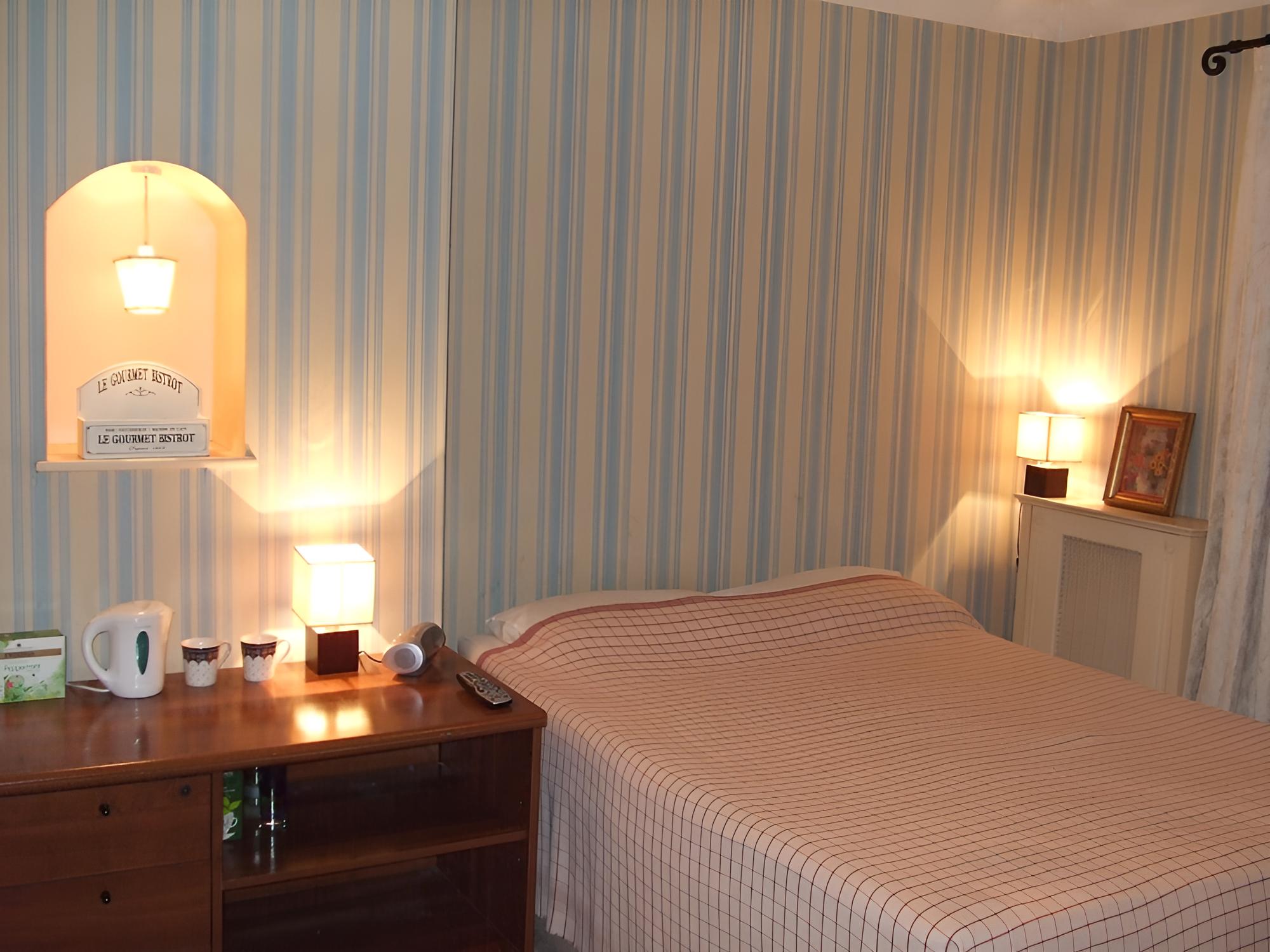 Roseview B & B