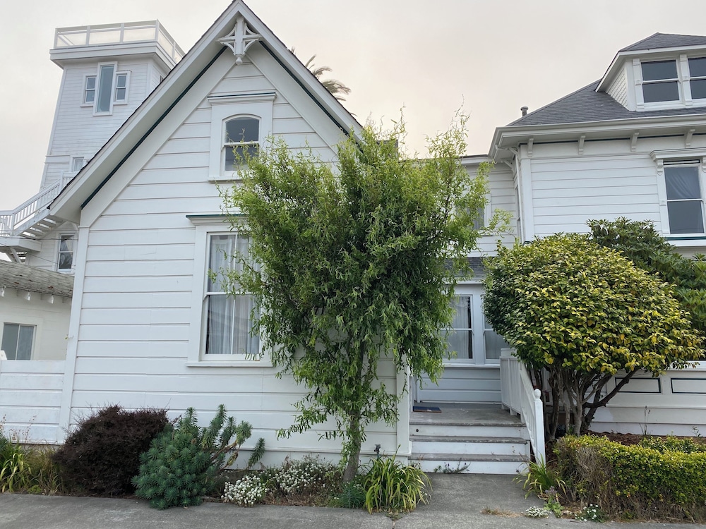 Hotel Weller House Inn