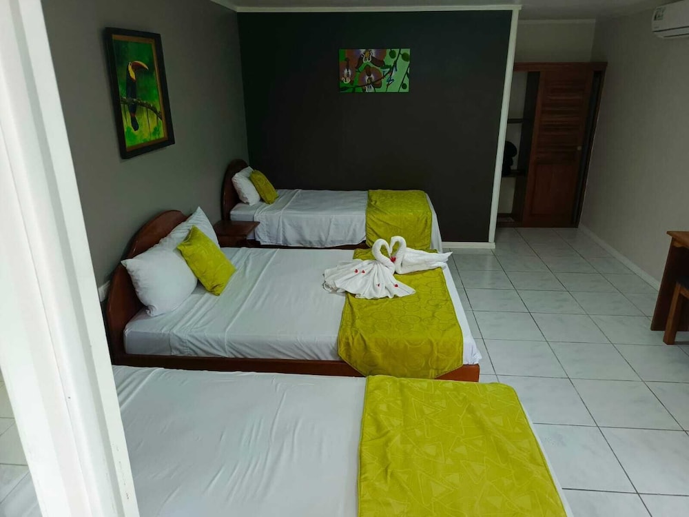 Arenal Hostel Resort