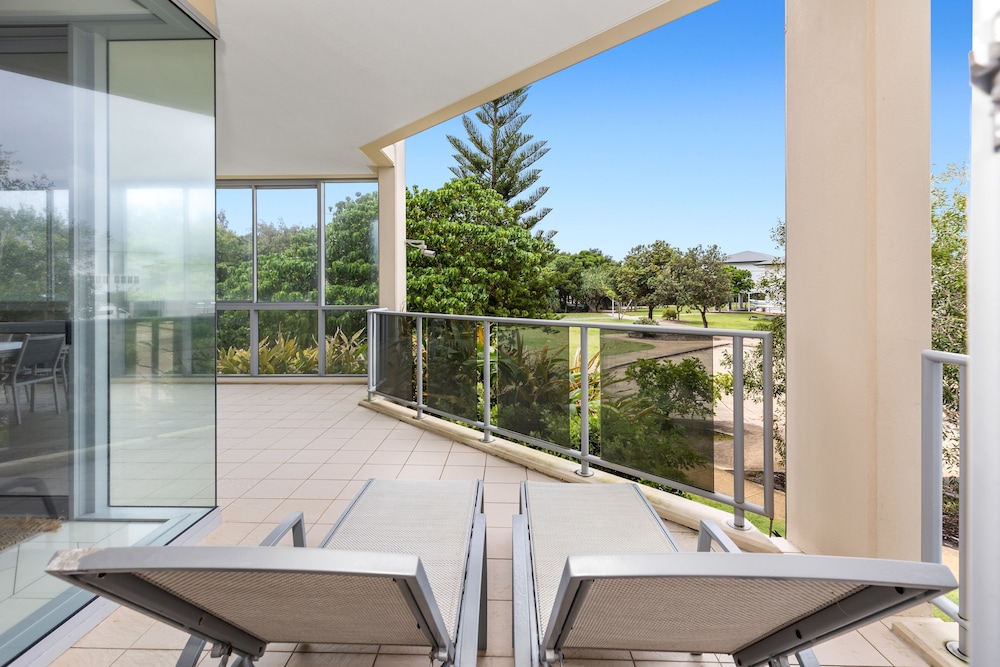 Luxury Apartments on Bells Boulevard