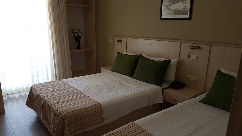 Ileri Otel & Daireler - Image 20