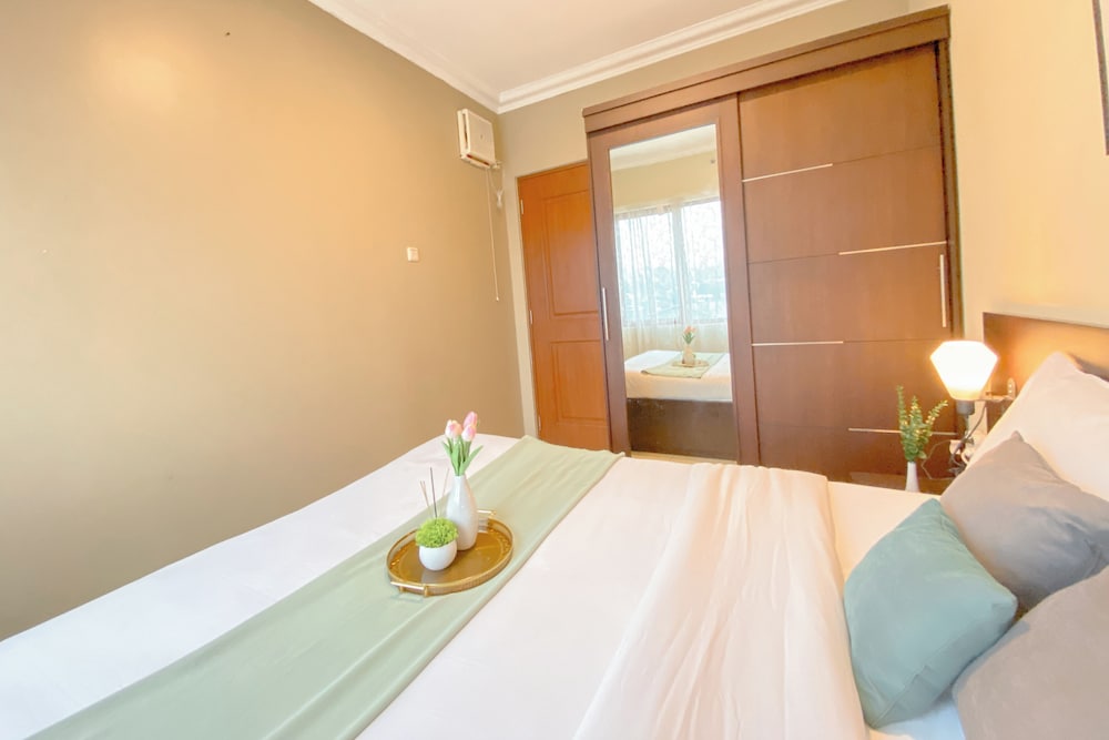 Gorgeous 2Br At Grand Setiabudi Apartment