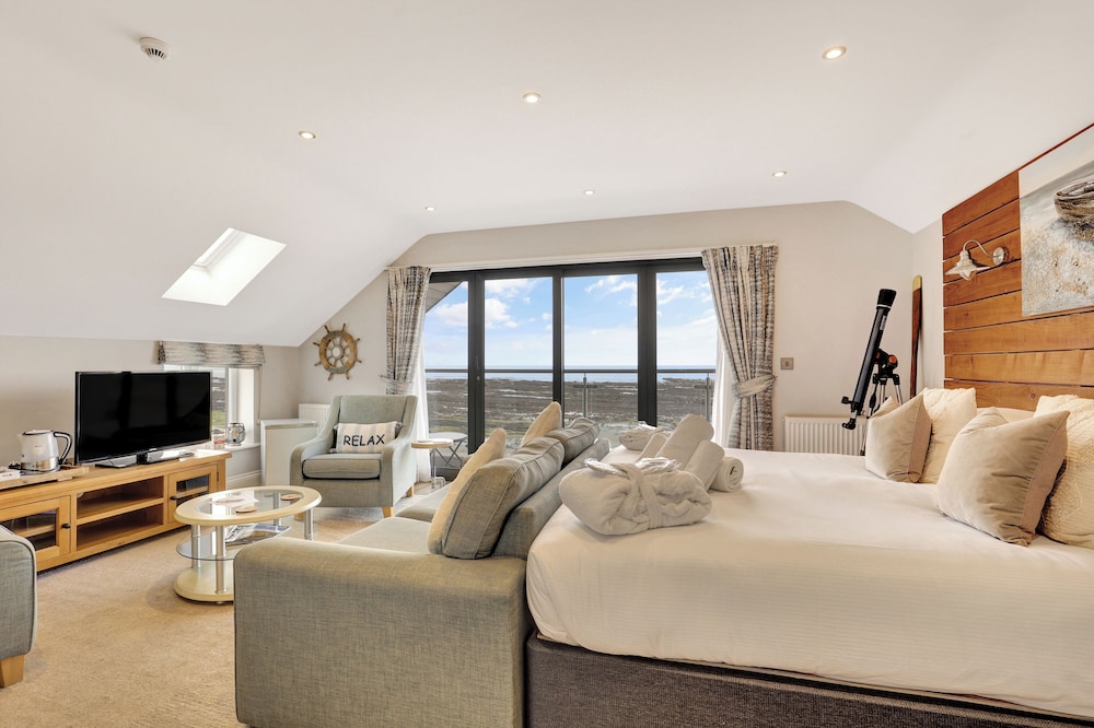 Captain's Cove - North East Escapes