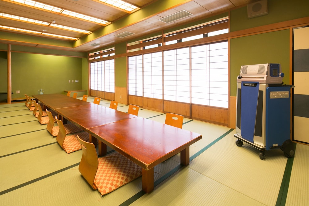 meeting & event spaces