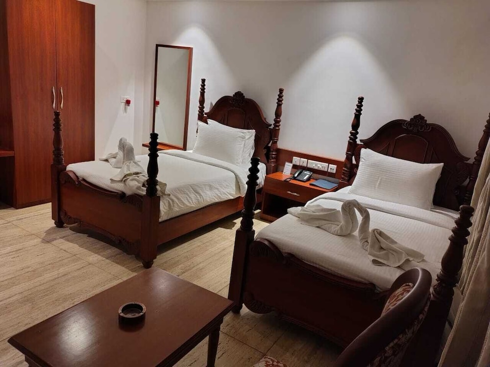 RESORT TITLI