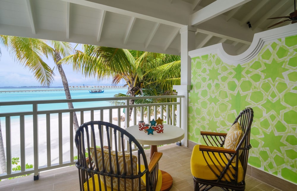 SAii Lagoon Maldives, Curio Collection By Hilton 173