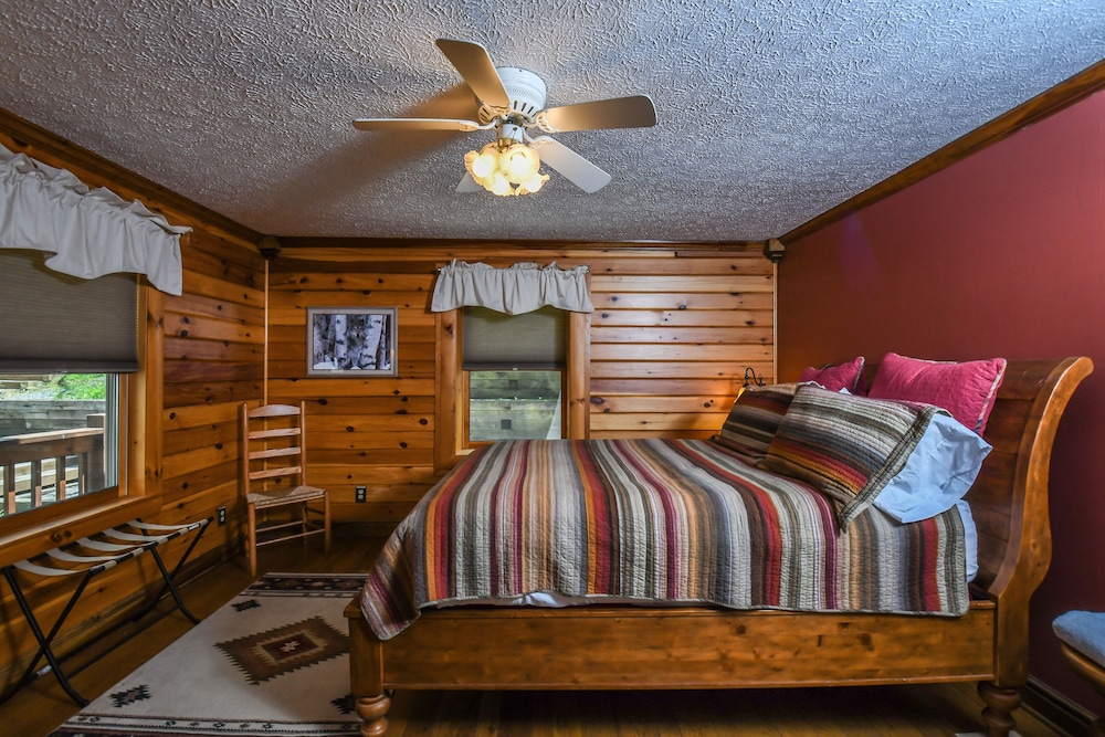 Schmidt Lodge view 3