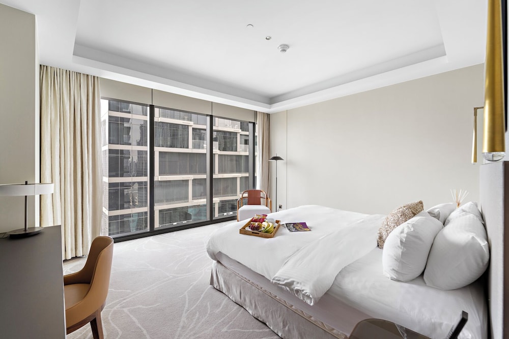 2BR Pool with Burj Khalifa View