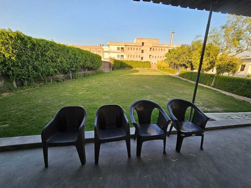Govind Resort