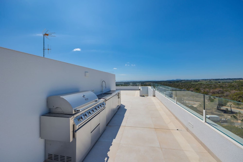 Kumquat Penthouse With Jacuzzi Rooftop Golf Las Colinas