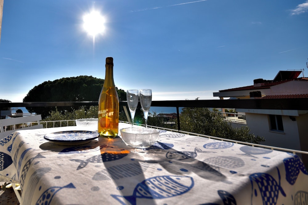 Relax Apartment 5 by Wonderful Italy