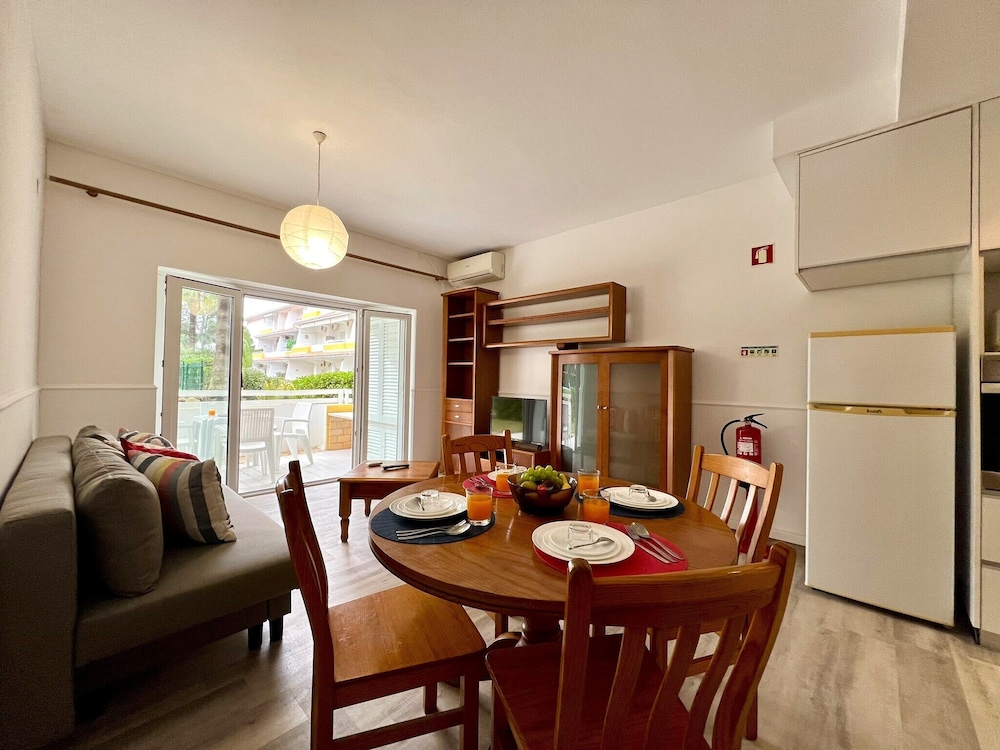 Vilamoura Nautilus With Pool by Homing